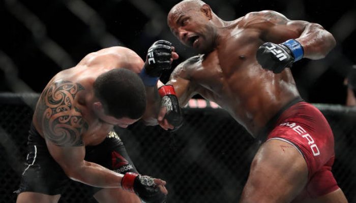 yoel-romero-v-whittaker-2 CHICAGO, IL - JUNE 09: Yoel Romero of Cuba (L) attempts a punch against Robert Whittaker of New Zealand in the third round in their middleweight title fight during the UFC 225: Whittaker v Romero 2 event at the United Center on June 9, 2018 in Chicago, Illinois. Whittaker won in a split decision. (Photo by Dylan Buell/Getty Images)